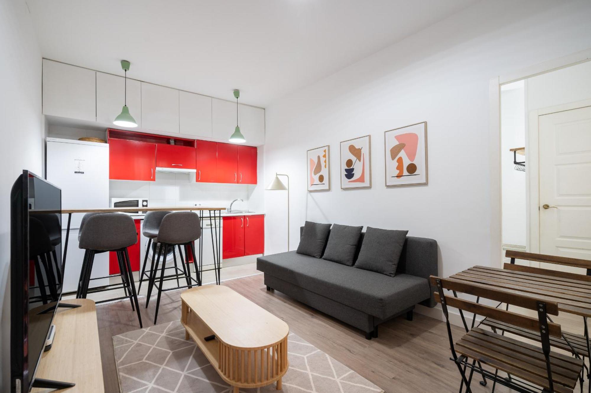 Apartment En Chueca 4 Personas Alquiler Temporal *