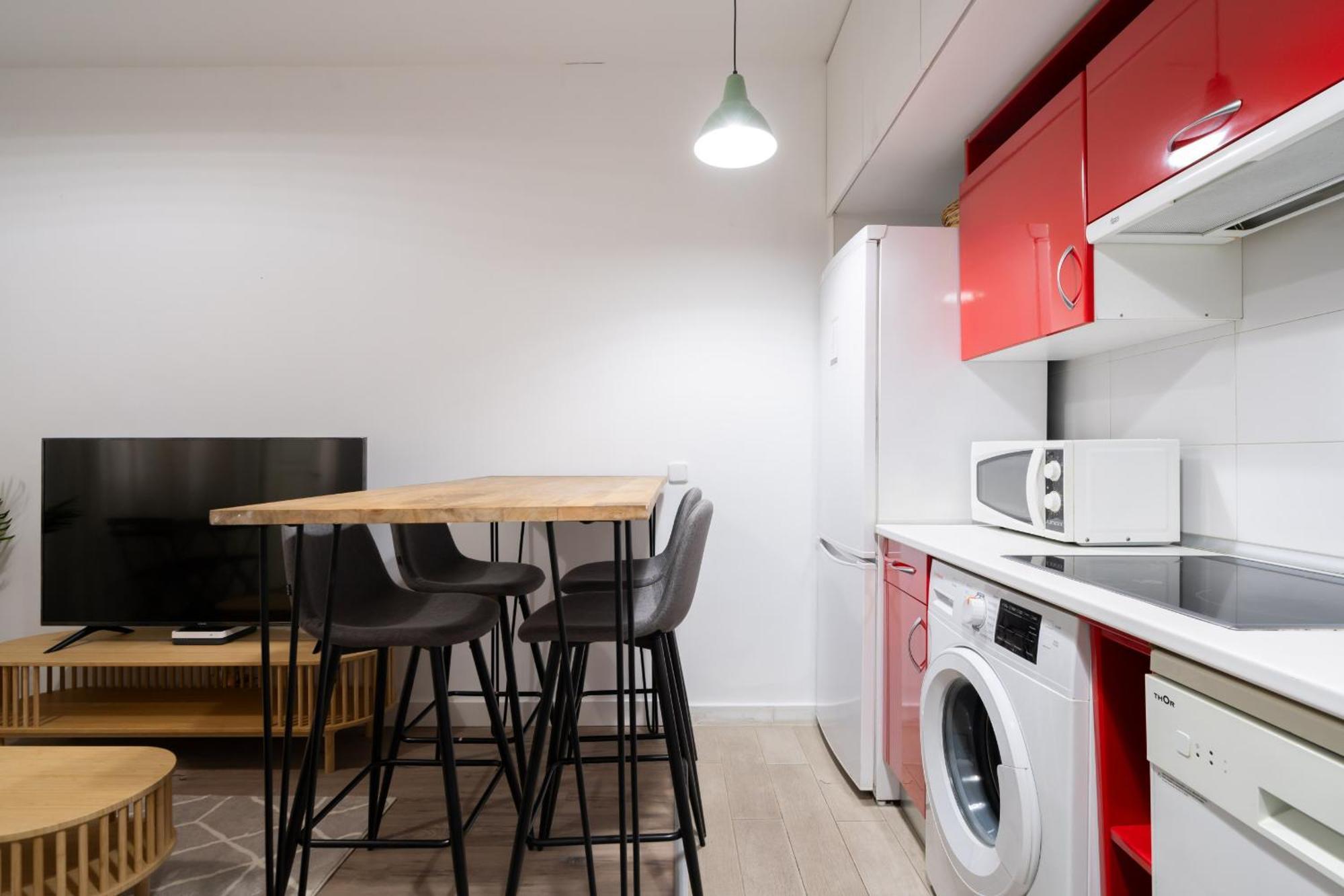 Apartment En Chueca 4 Personas Alquiler Temporal